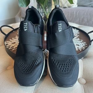 TIEM INDOOR CYCLING SHOES *Like New*